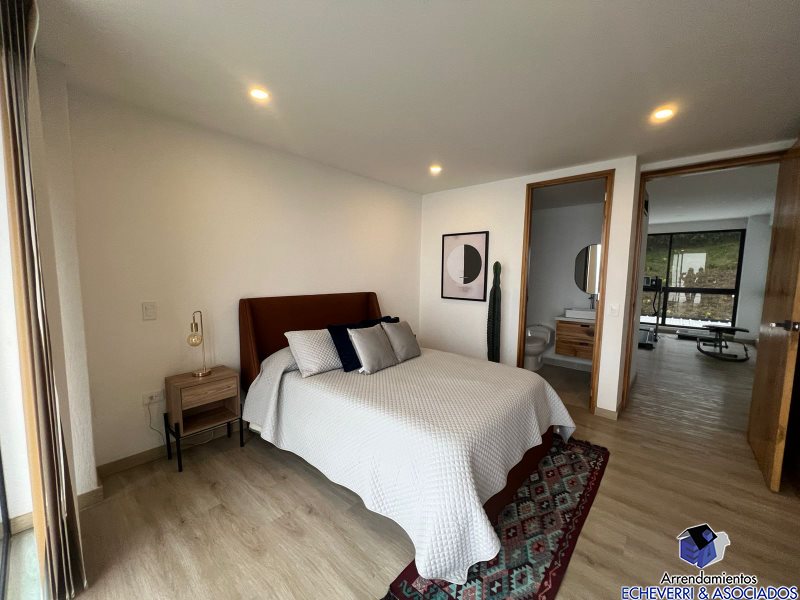 Casa de 4 alcobas en venta en La Catedral, Envigado · foto 14 de 24