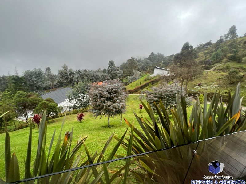 Casa de 4 alcobas en venta en La Catedral, Envigado · foto 16 de 24