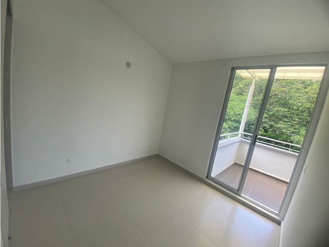 Casa de 4 alcobas en venta en Alfaguara, Jamundí, 180 m² · foto 5 de 24