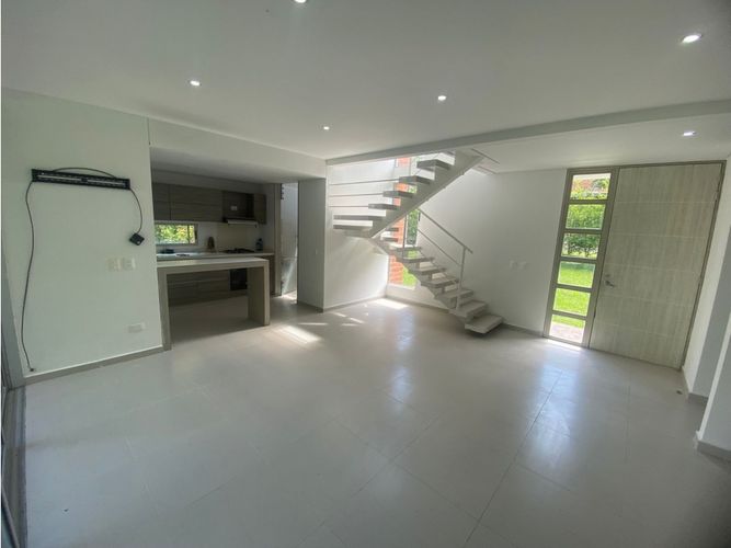 Casa de 4 alcobas en venta en Alfaguara, Jamundí, 180 m² · foto 13 de 24