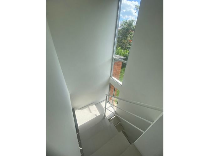 Casa de 4 alcobas en venta en Alfaguara, Jamundí, 180 m² · foto 17 de 24