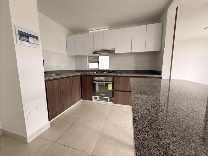 Apartamento de 4 alcobas en venta en Tunja, Tunja, 94 m² · foto 4 de 24