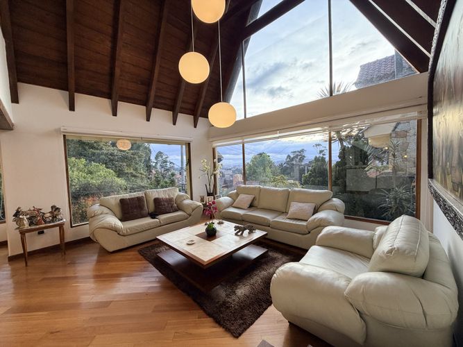 Casa en venta en Bosque De Pinos, Bogotá · foto 5 de 24