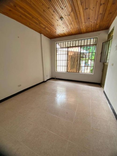 Casa de 6 alcobas en venta en Santa Ines, Neiva, 92 m² · foto 4 de 11