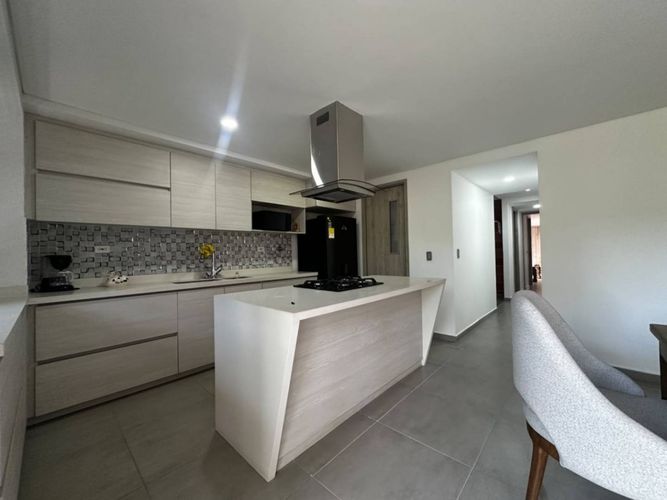 Apartamento de 3 alcobas en arriendo en Belen La Palma, Medellín, 115 m² · foto 7 de 17