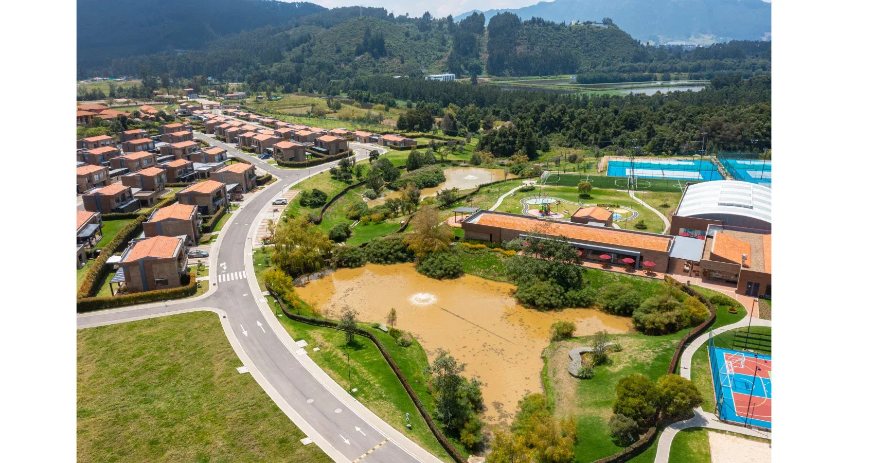 Casa en venta en Entrelomas Bosque Residencial, Zipaquirá · foto 12 de 24