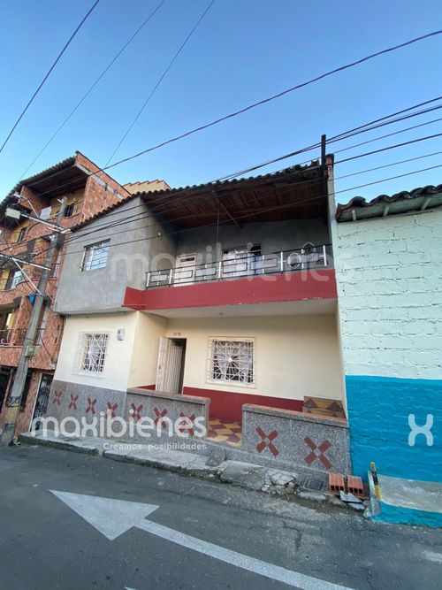 Casa de 2 alcobas en venta en Caribe, Medellín, 54 m² · foto 6 de 13