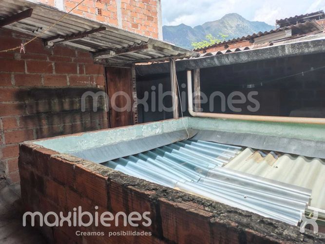 Casa de 2 alcobas en venta en Caribe, Medellín, 54 m² · foto 10 de 13