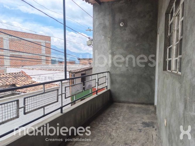 Casa de 2 alcobas en venta en Caribe, Medellín, 54 m² · foto 12 de 13