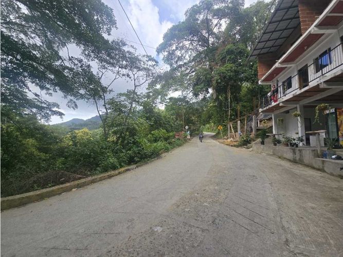 Lote en venta en Corregimiento De Minca, Santa Marta, 2226 m² · foto 7 de 8