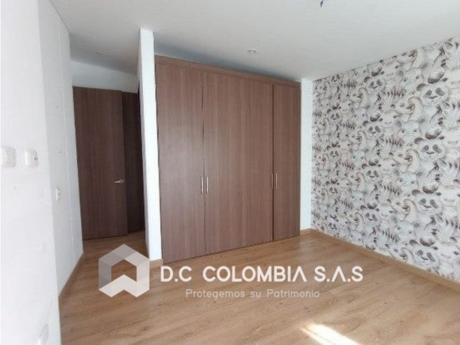 Casa de 2 alcobas en venta en Pueblo Viejo, Cota, 165 m² · foto 2 de 24