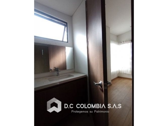 Casa de 2 alcobas en venta en Pueblo Viejo, Cota, 165 m² · foto 4 de 24