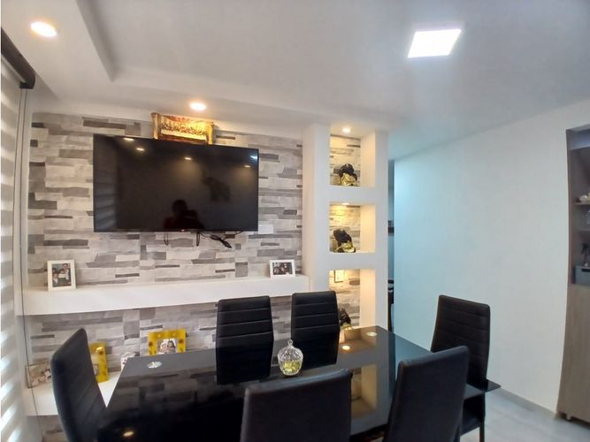 Apartamento de 3 alcobas en venta en Conjunto Residencial Solera La Prosperidad, Madrid, 56 m² · foto 2 de 14