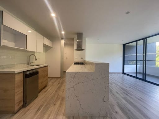 Apartamento de 2 alcobas en venta en El Retiro, 70 m² · foto 2 de 19