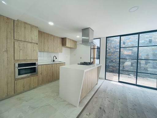 Casa de 4 alcobas en venta en La Ceja, 170 m² · foto 3 de 24