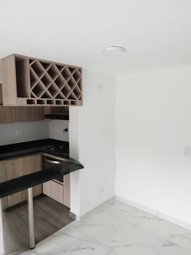 Apartamento de 2 alcobas en venta en Rionegro, 50 m² · foto 2 de 14