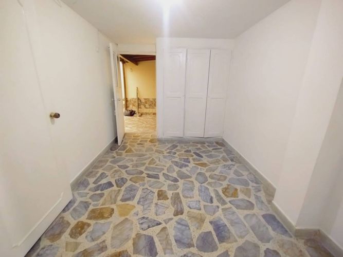 Apartamento de 4 alcobas en arriendo en Laureles, Medellín, 140 m² · foto 8 de 19