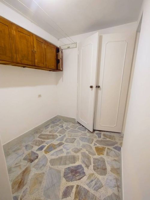 Apartamento de 4 alcobas en arriendo en Laureles, Medellín, 140 m² · foto 11 de 19