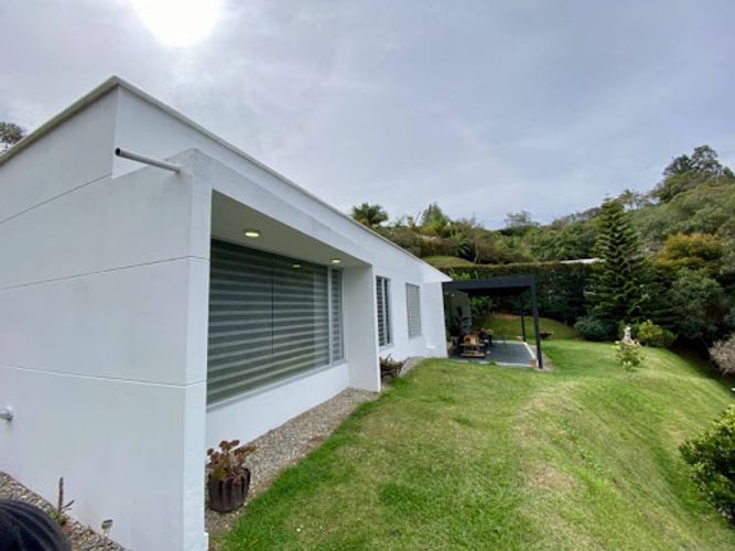 Casa de 3 alcobas en arriendo en Guarne, 250 m² · foto 15 de 15