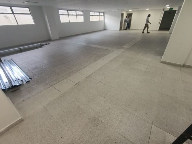 Edificio en arriendo en San Vicente, Cali, 2000 m² · foto 8 de 13
