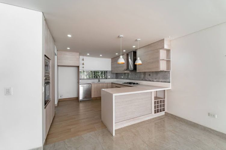 Casa de 4 alcobas en venta en La Ceja, 220 m² · foto 4 de 21