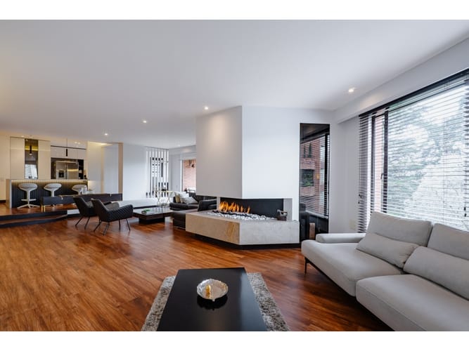 Apartamento de 3 alcobas en venta en Bosque Medina, Bogotá, 271 m² · foto 2 de 11