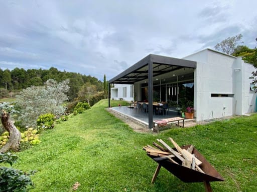 Casa de 3 alcobas en venta en Guarne, 230 m² · foto 2 de 15
