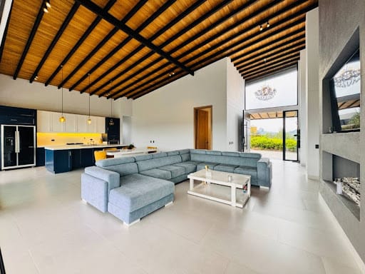 Casa de 4 alcobas en venta en El Retiro, 392 m² · foto 5 de 24