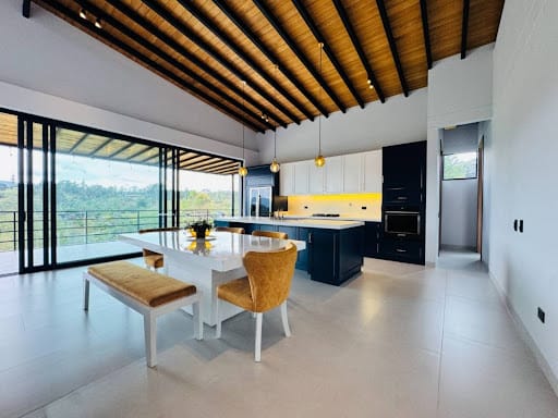 Casa de 4 alcobas en venta en El Retiro, 392 m² · foto 12 de 24