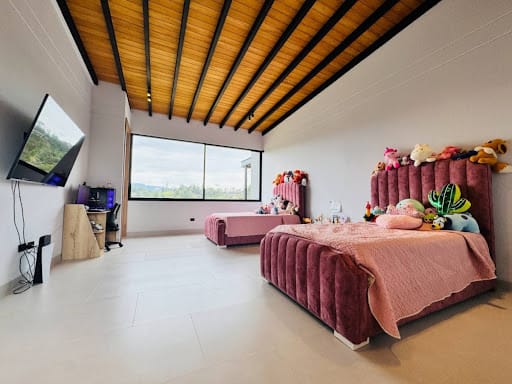 Casa de 4 alcobas en venta en El Retiro, 392 m² · foto 19 de 24