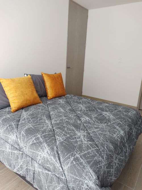 Apartamento de 1 alcoba en venta en Jordan, Ibagué, 53 m² · foto 2 de 19