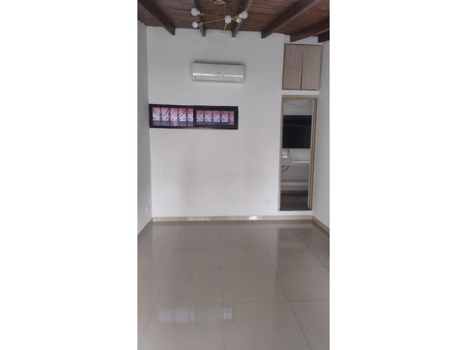 Casa de 3 alcobas en venta en Valle Del Lili, Cali, 111 m² · foto 5 de 13