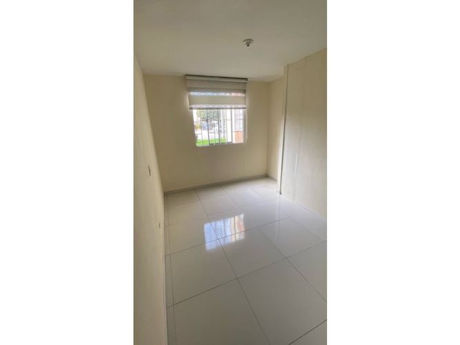 Apartamento de 3 alcobas en venta en Ub. Zuame Et I, Funza, 55 m² · foto 11 de 14