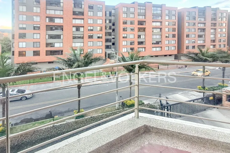 Apartamento de 3 alcobas en venta en Colina Campestre, Bogotá, 156 m² · foto 12 de 21
