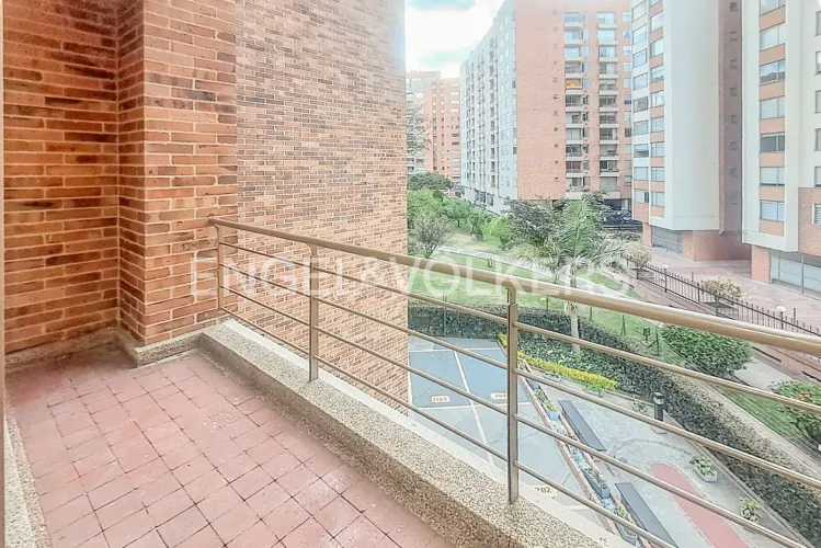Apartamento de 3 alcobas en venta en Colina Campestre, Bogotá, 156 m² · foto 5 de 21