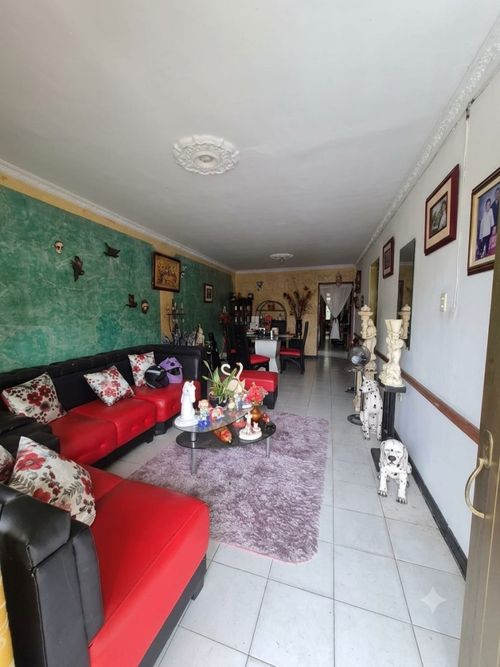 Casa de 13 alcobas en venta en San Luis, Cali, 420 m² · foto 9 de 24