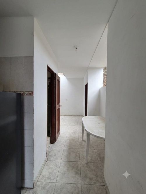 Casa de 13 alcobas en venta en San Luis, Cali, 420 m² · foto 15 de 24