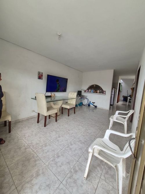 Casa de 13 alcobas en venta en San Luis, Cali, 420 m² · foto 16 de 24