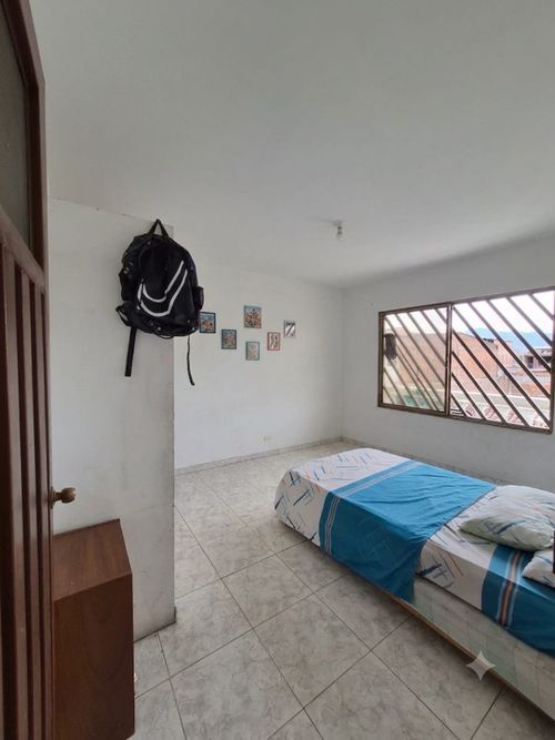 Casa de 13 alcobas en venta en San Luis, Cali, 420 m² · foto 17 de 24