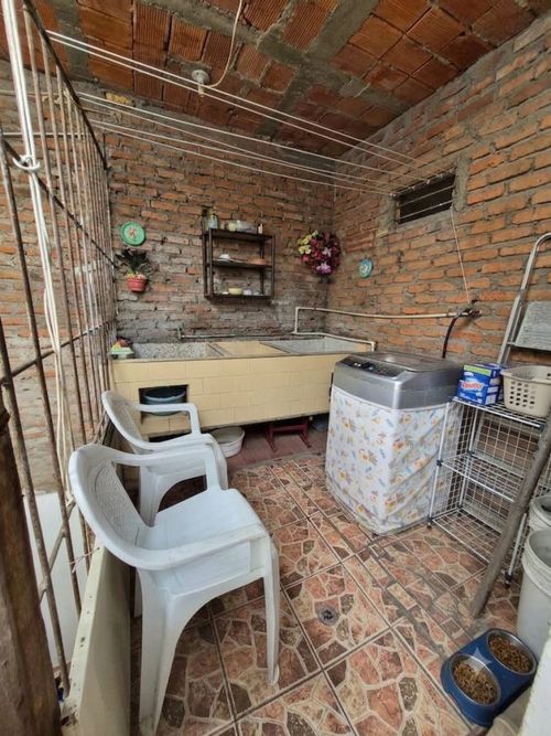Casa de 13 alcobas en venta en San Luis, Cali, 420 m² · foto 21 de 24