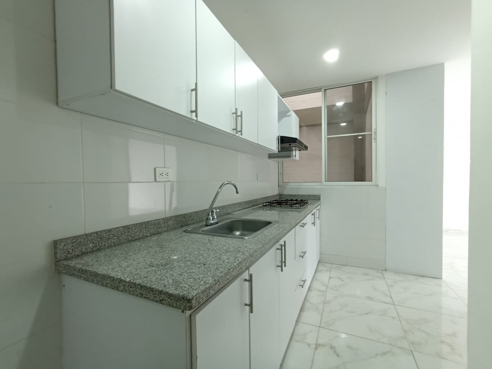 Apartaestudio en Arriendo en Prados del limonar, Cali
