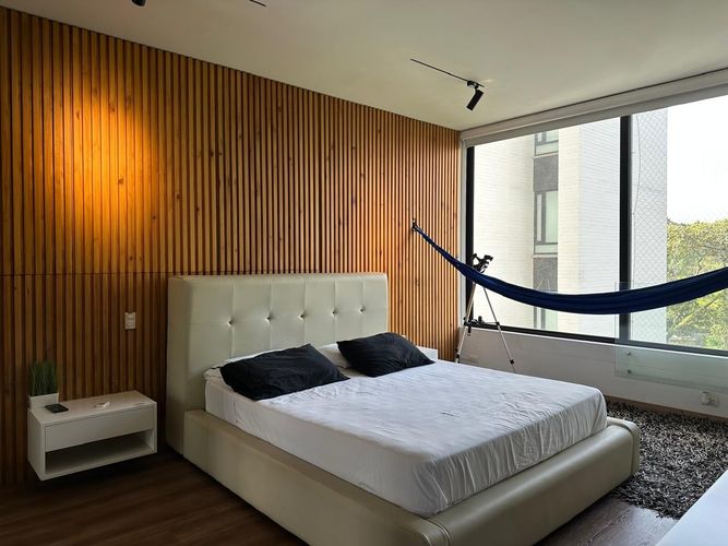 Apartamento en venta en El Poblado, Medellín · foto 2 de 20