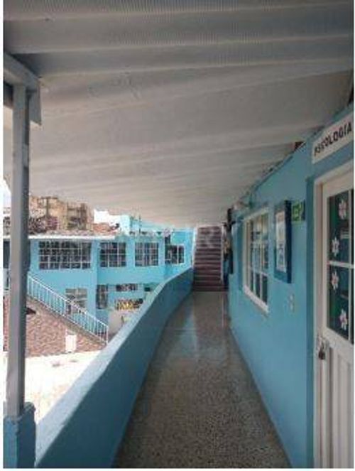 Casa de 27 alcobas en venta en Fontibon, Bogotá, 998 m² · foto 8 de 14