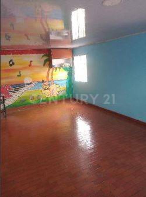 Casa de 27 alcobas en venta en Fontibon, Bogotá, 998 m² · foto 11 de 14