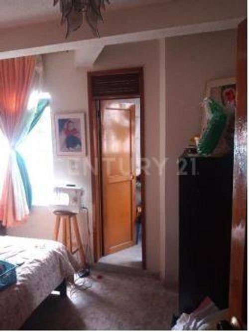 Casa de 27 alcobas en venta en Fontibon, Bogotá, 998 m² · foto 14 de 14