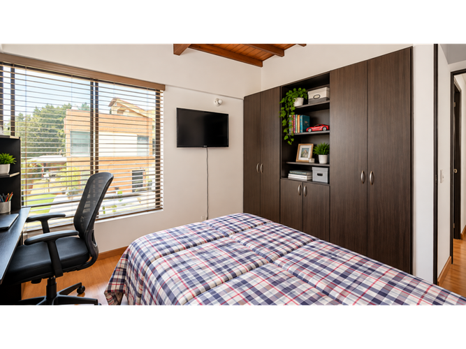 Casa de 3 alcobas en venta en Echavarria, Madrid, 120 m² · foto 7 de 14