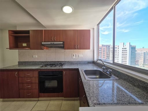 Apartamento de 3 alcobas en venta en Los Balsos, Medellín, 123 m² · foto 5 de 24