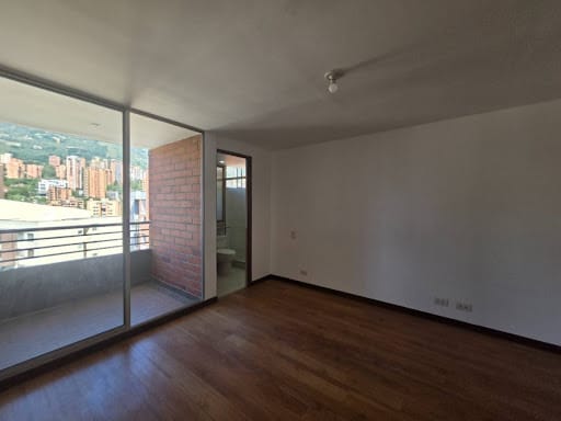 Apartamento de 3 alcobas en venta en Los Balsos, Medellín, 123 m² · foto 8 de 24