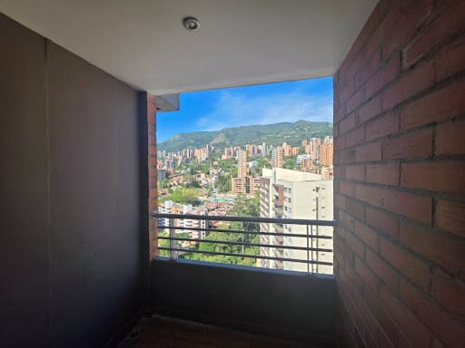 Apartamento de 3 alcobas en venta en Los Balsos, Medellín, 123 m² · foto 15 de 24