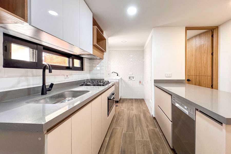 Apartamento en venta en Los Cedros, Bogotá · foto 4 de 8